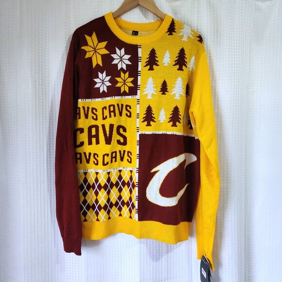 Cleveland Cavaliers Sweater Size XL NBA Christmas Knit Red Blue Snowflakes NWT - Picture 1 of 9
